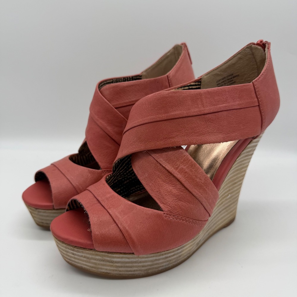 Seychelles Womens Coral Pink Leather Strappy Platform Wedge Sandals Size 7